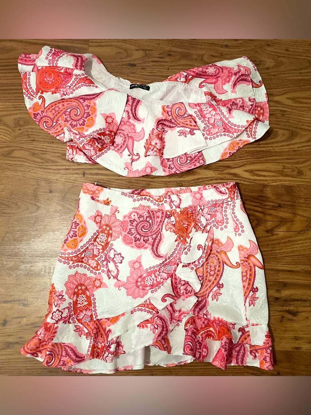 SHEIN Cute White Pink Orange Paisley Ruffle Skirt Crop Top Set Large